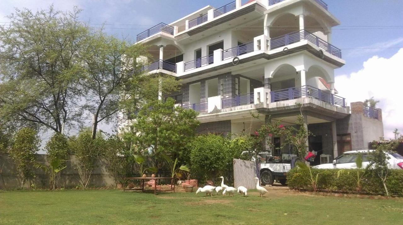 Ibishouse Farm Stay Bharatpur Esterno foto